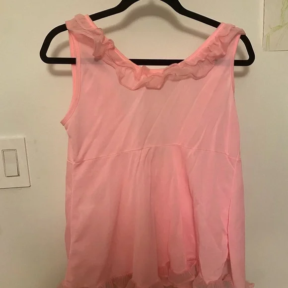 Pink Ruffled Sleeveless Top - Picture 4 of 4